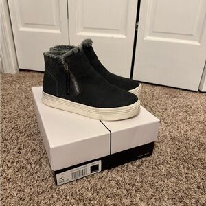 Dolce Vita women’s boots size 7.5